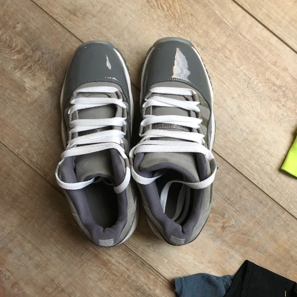 COPY - Air Jordan 11 Low Cool Greys, size 6 Boys Youth/W8